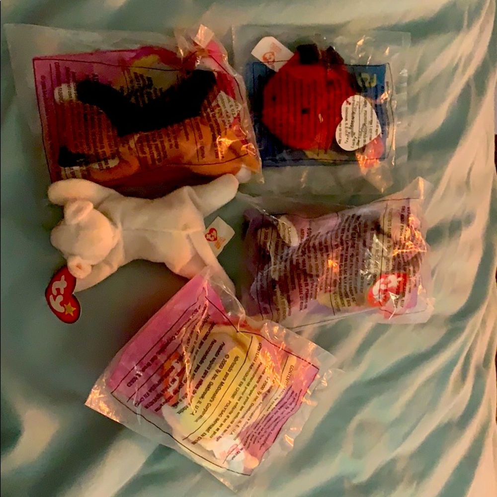 5 Ty beanie babies, 4 in packages